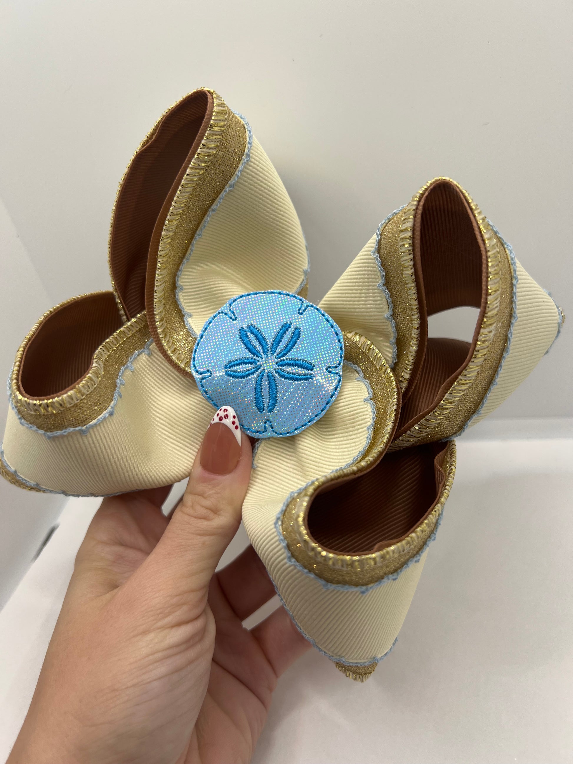 5” Sandy blues on clip