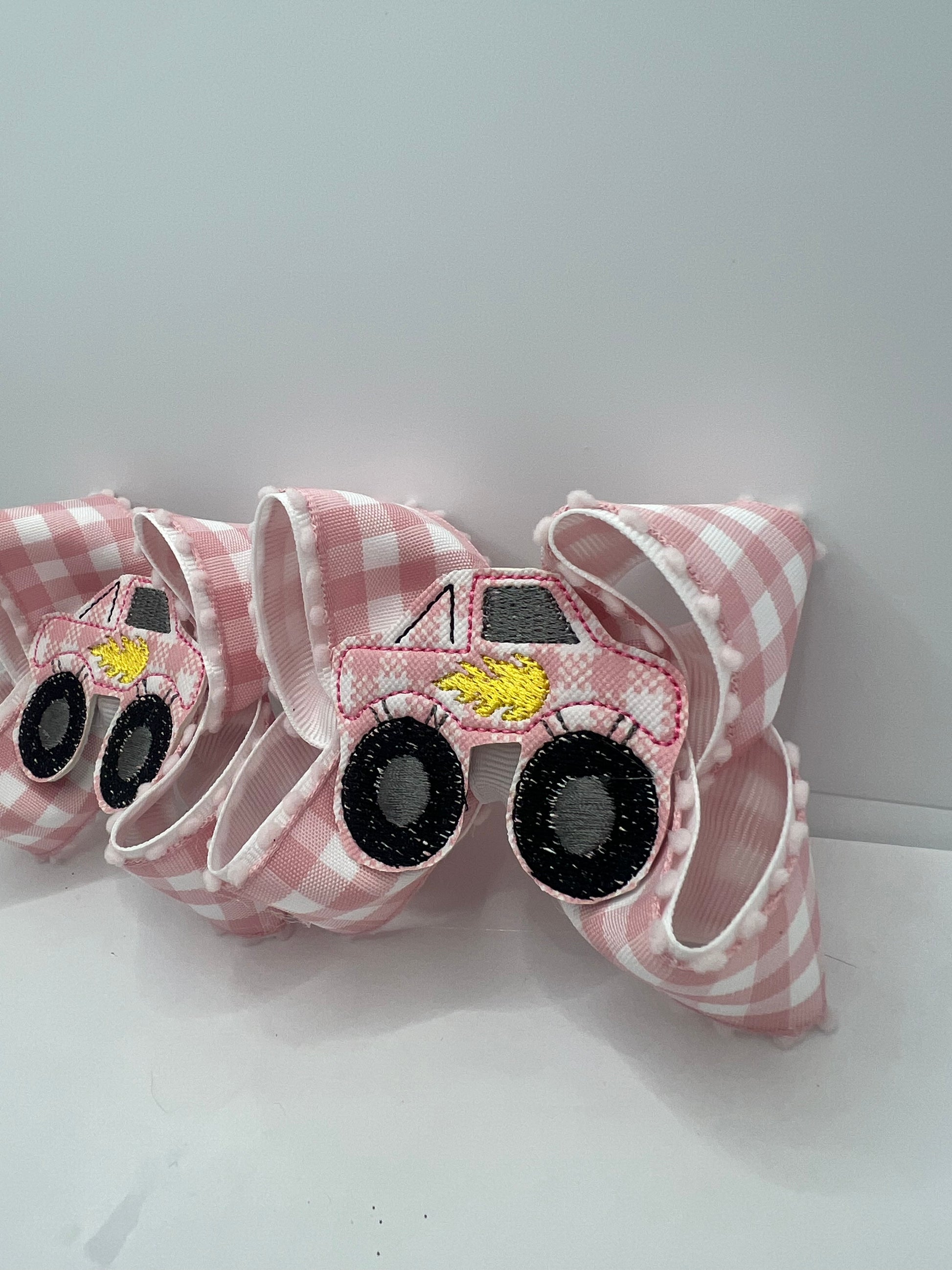 4” plaid truck piggies