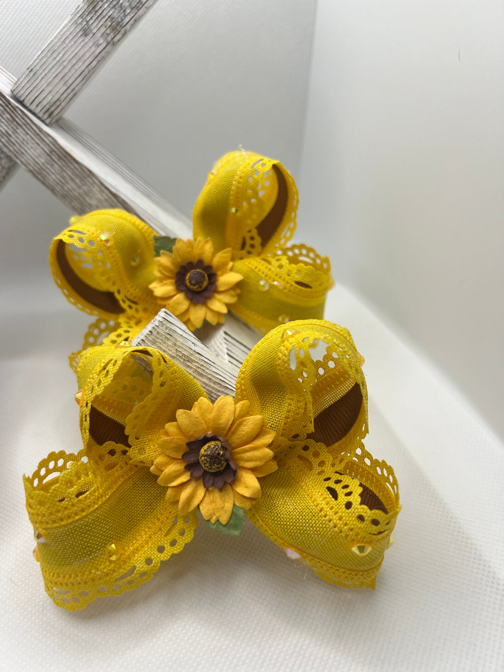 4” sunflower piggies