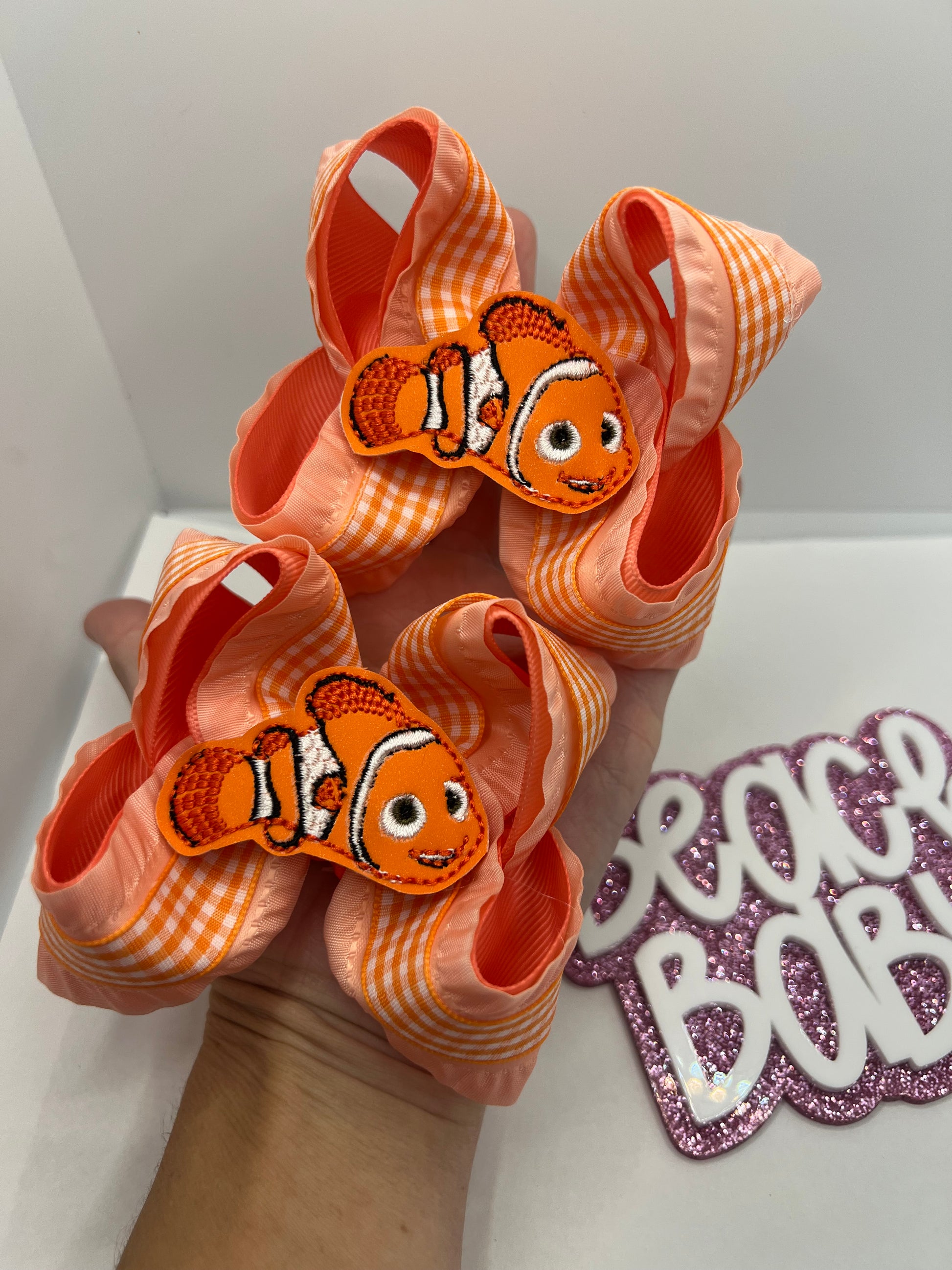 4” plaid fish piggies
