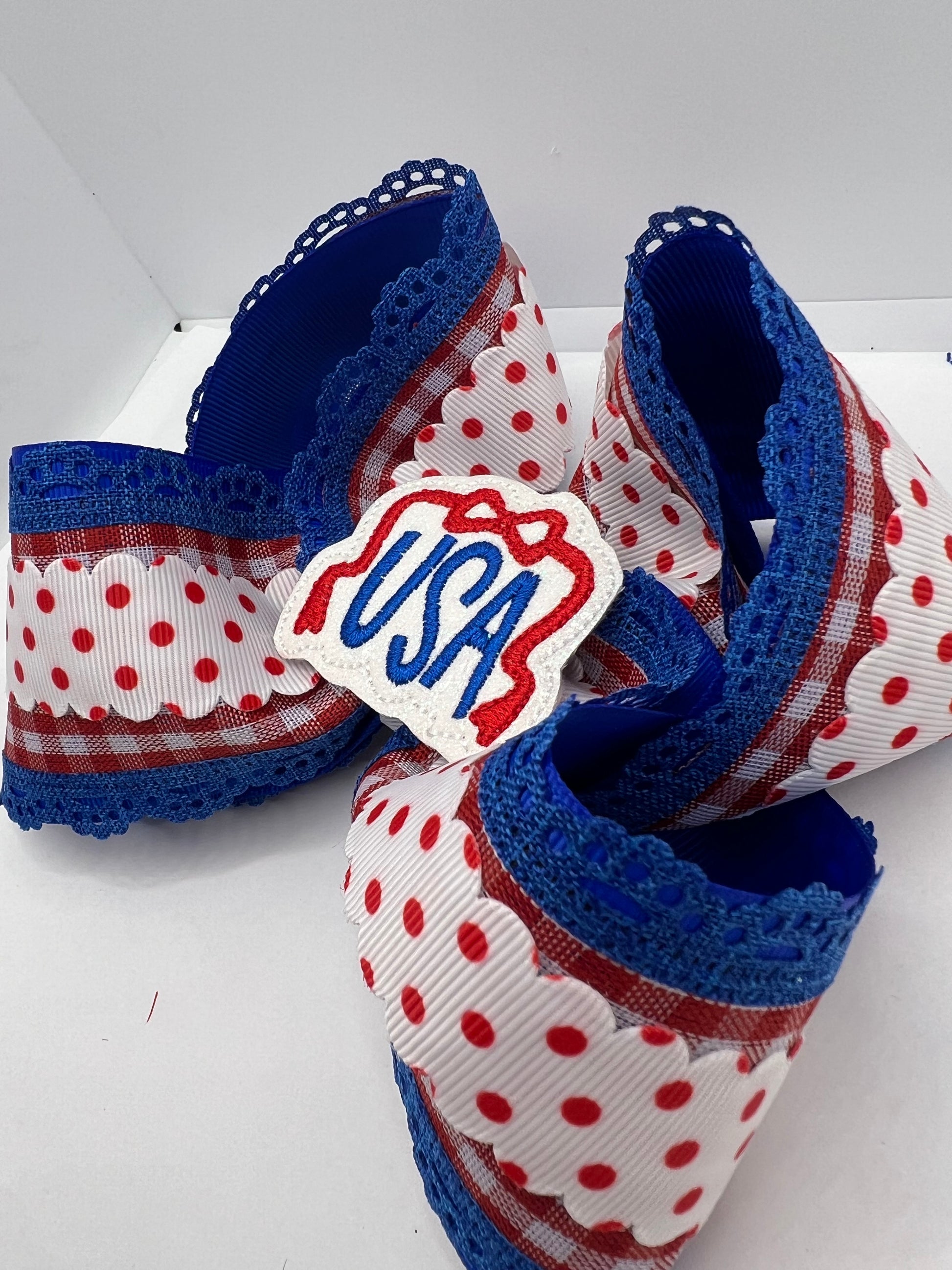 5 1/2” totally patriotic on clip