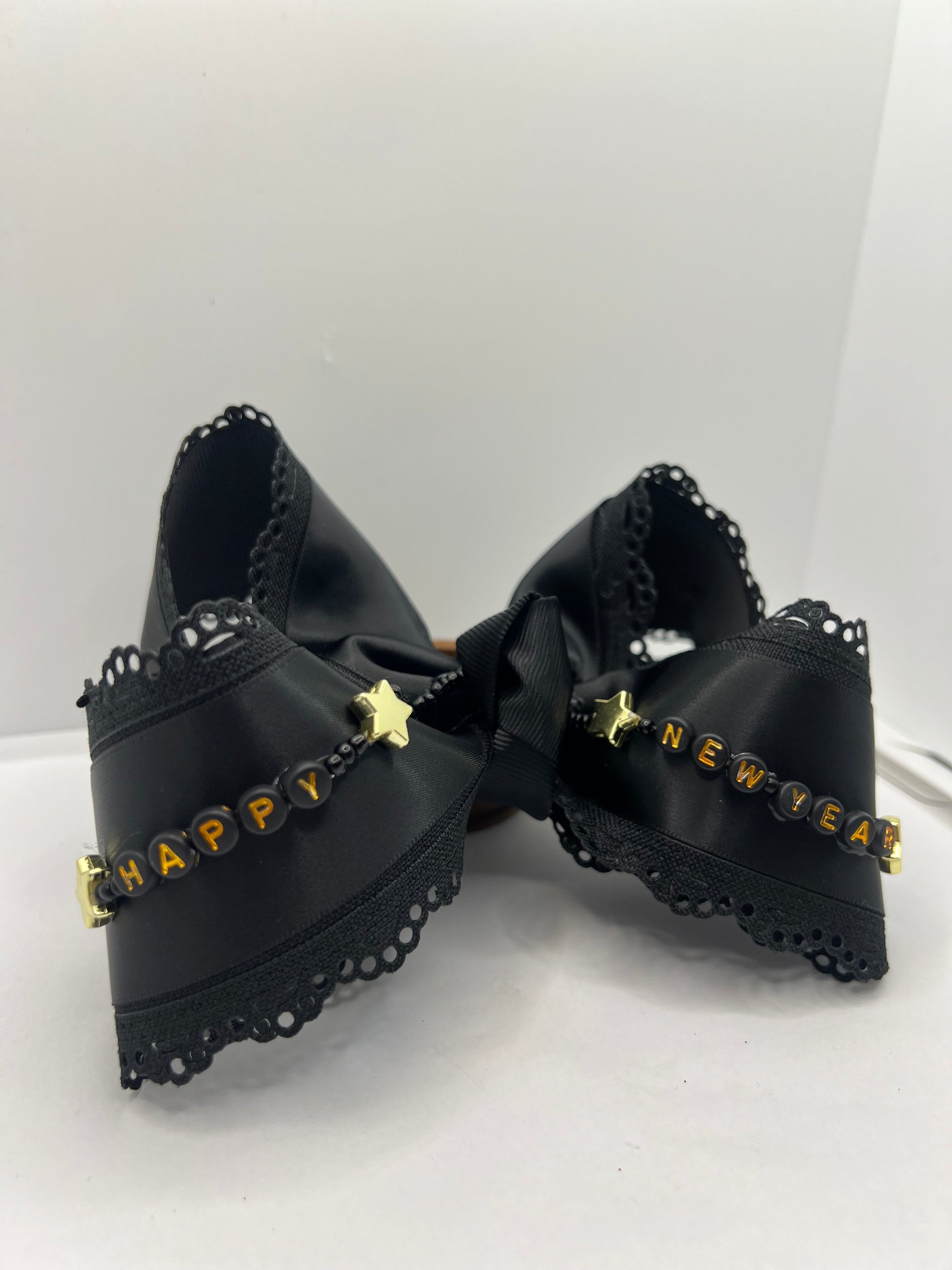 6” NYE - baby on clip