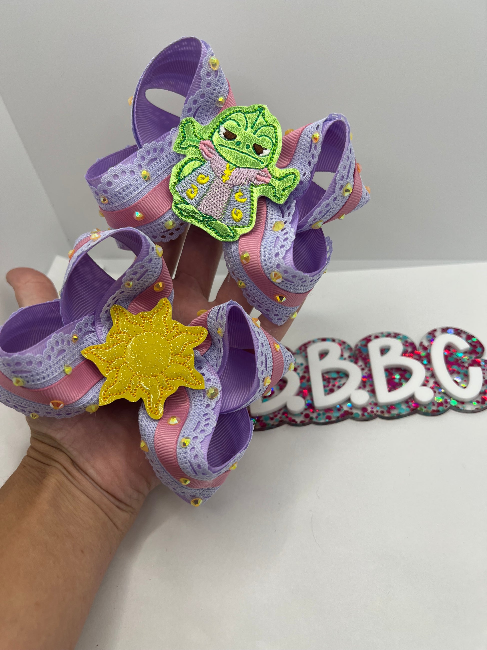 4” tangled piggies