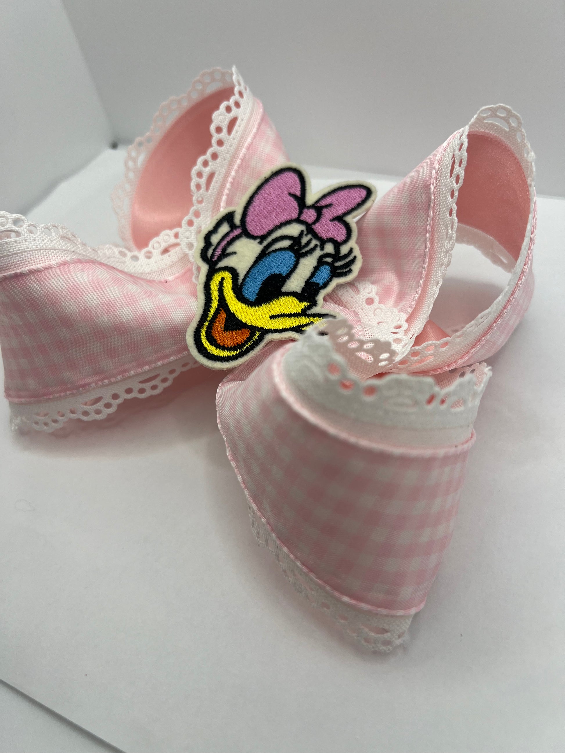 6” plaid daisy on clip