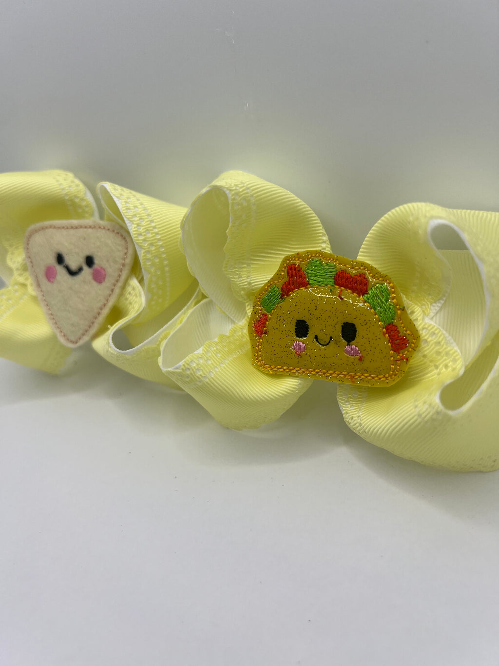 4” chips & tacos on clip