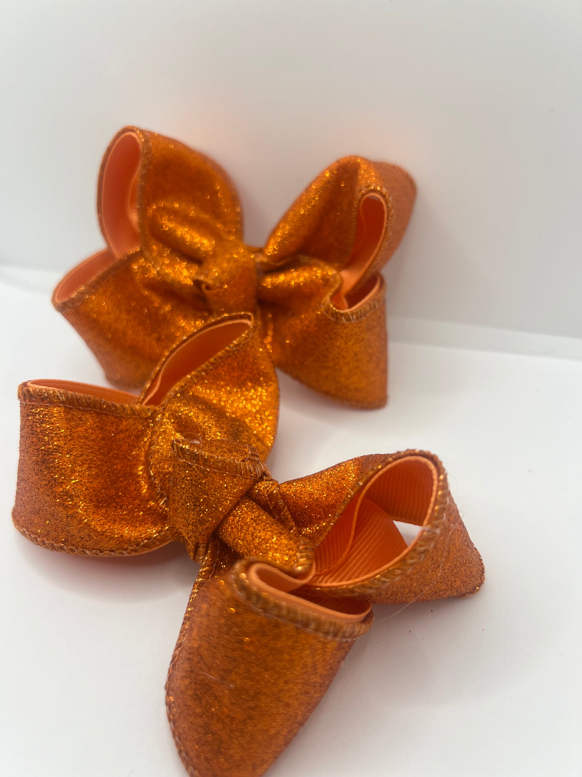 4” orange shimmy pigs