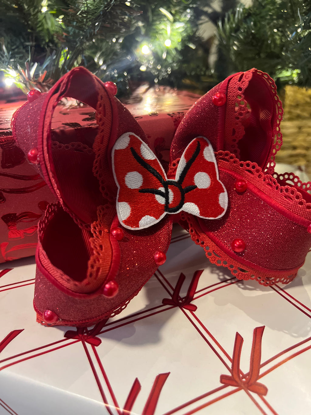 6 1/2” magical bow on clip