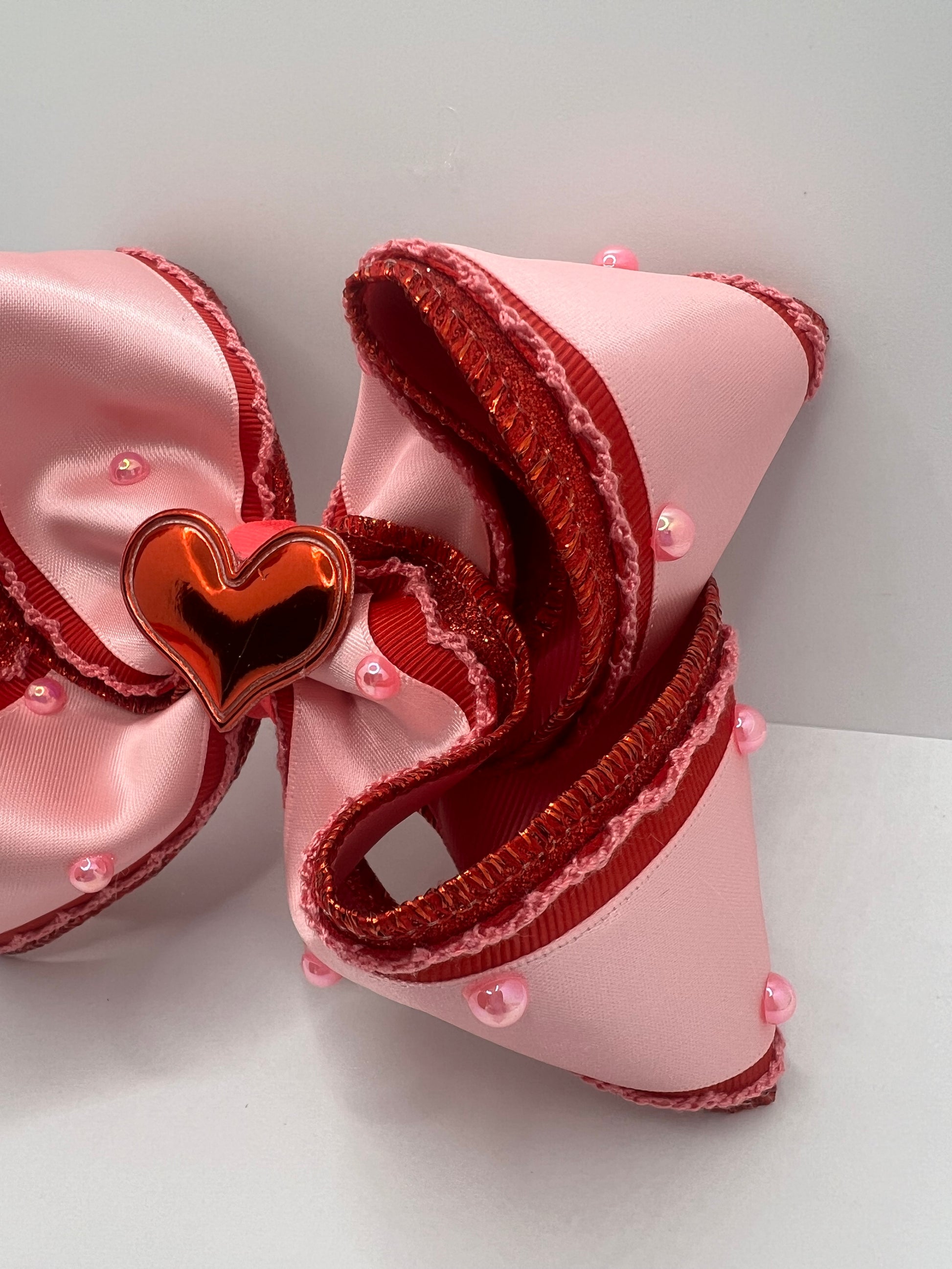 5” moonstitched in love on clip