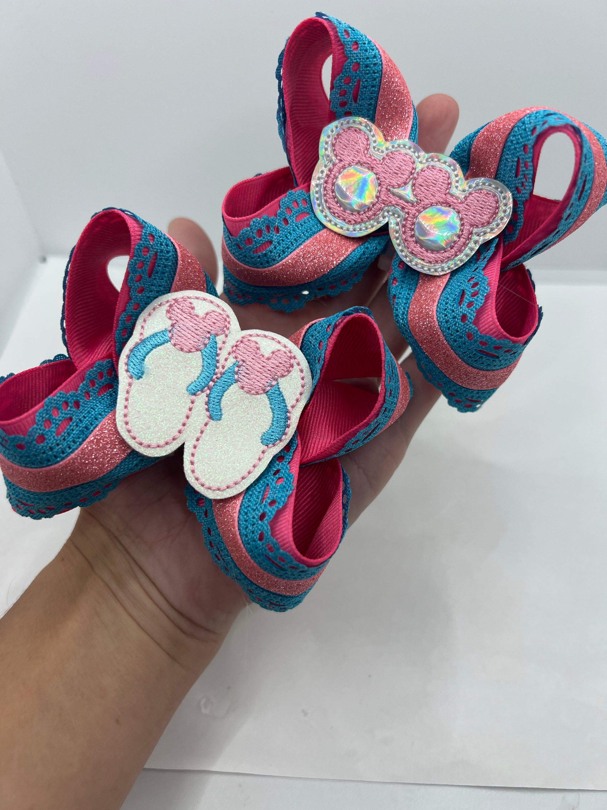 3 1/2” magical poolside piggies