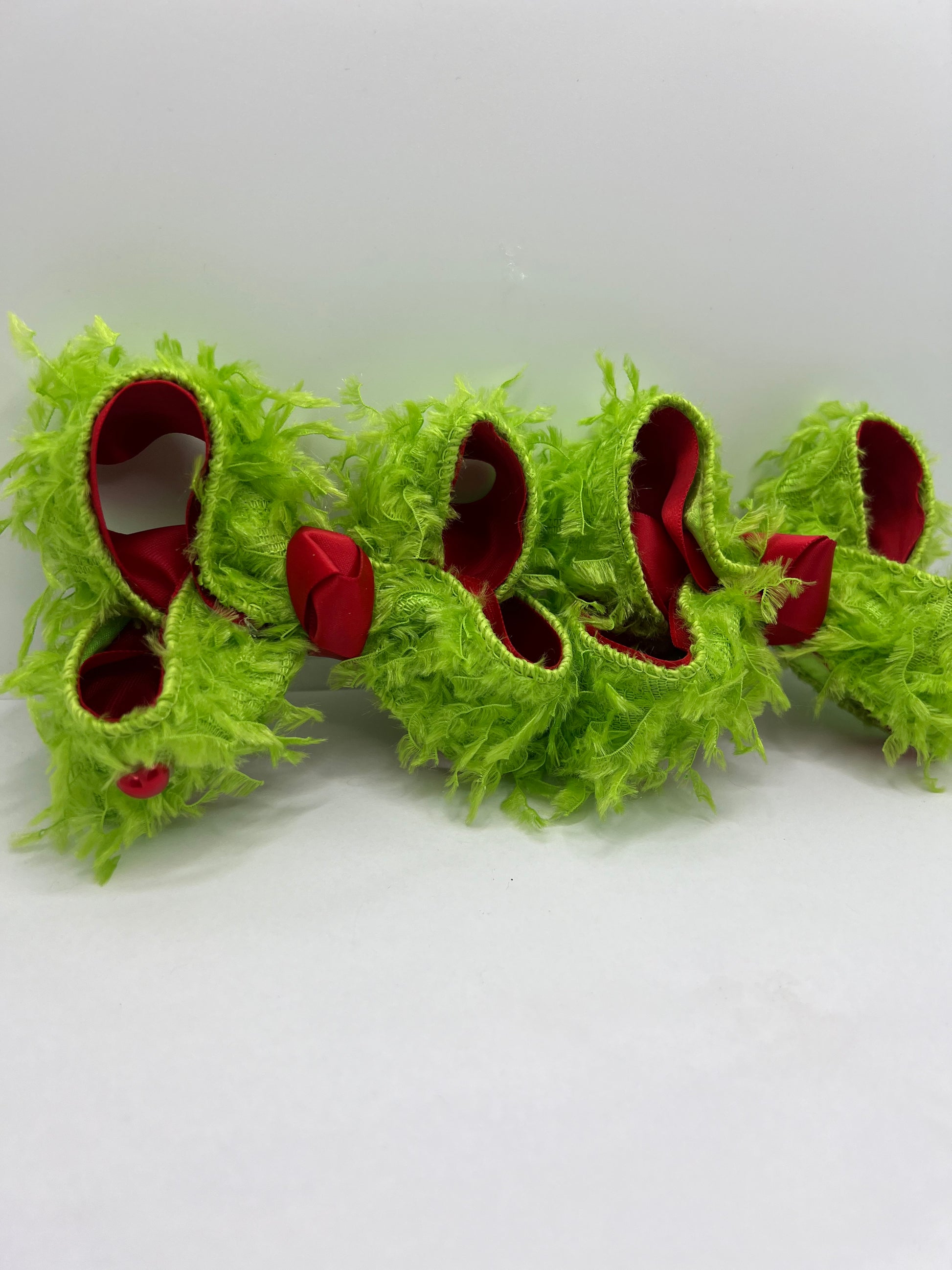 4” grinchy grouch piggies