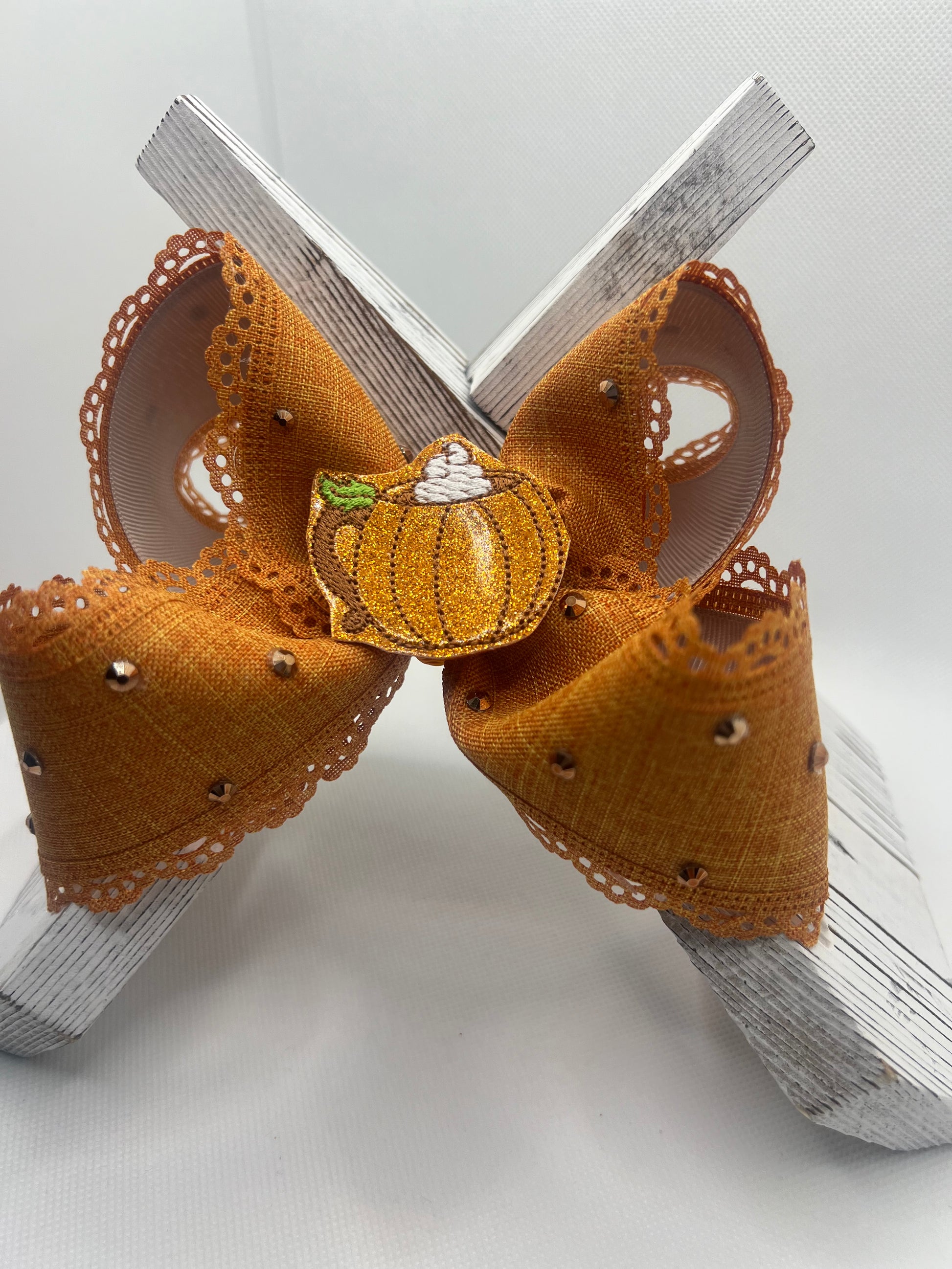 5 1/2” hey punkin’ on clip