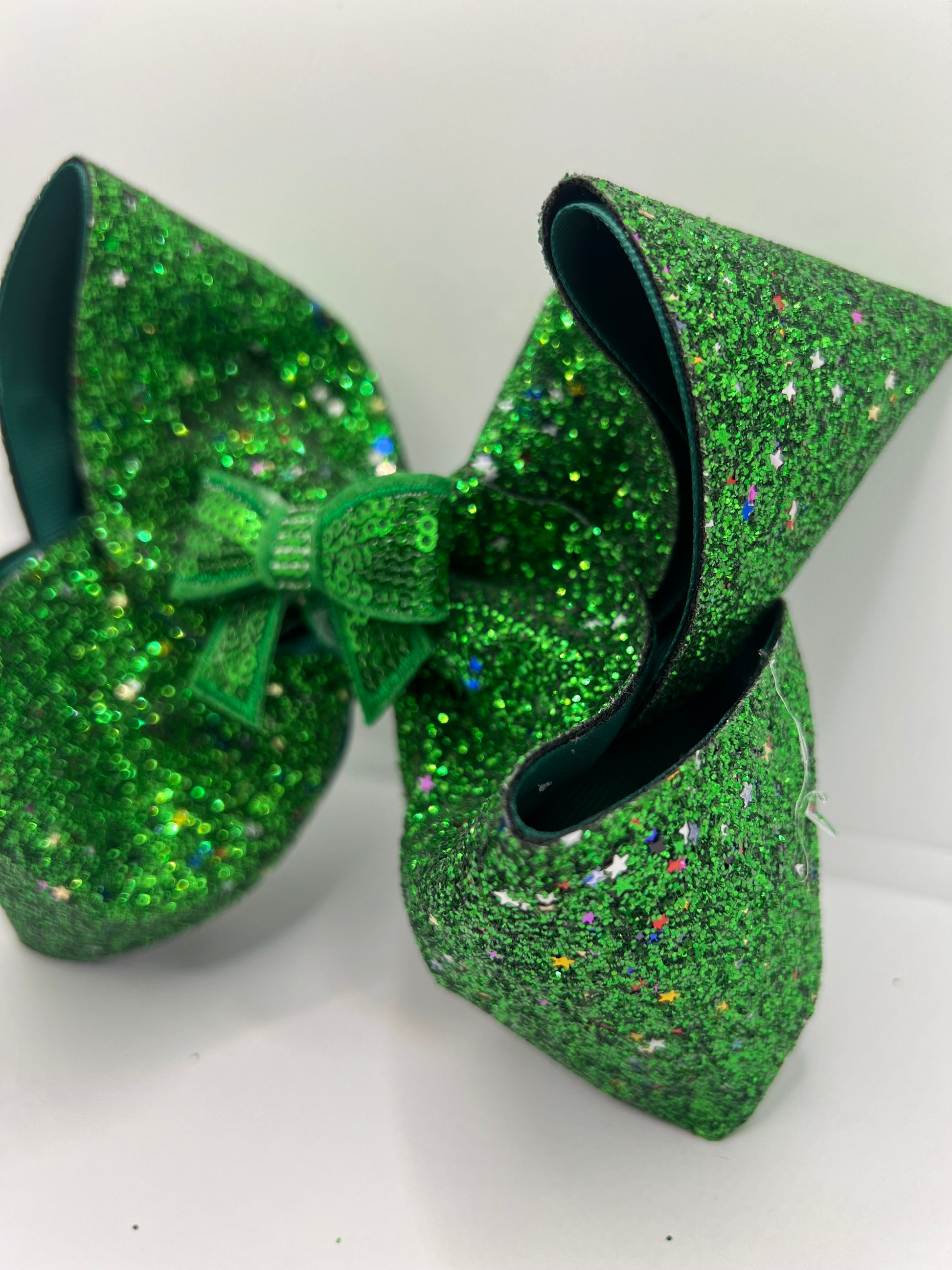 5 1/2” big grinch on clip