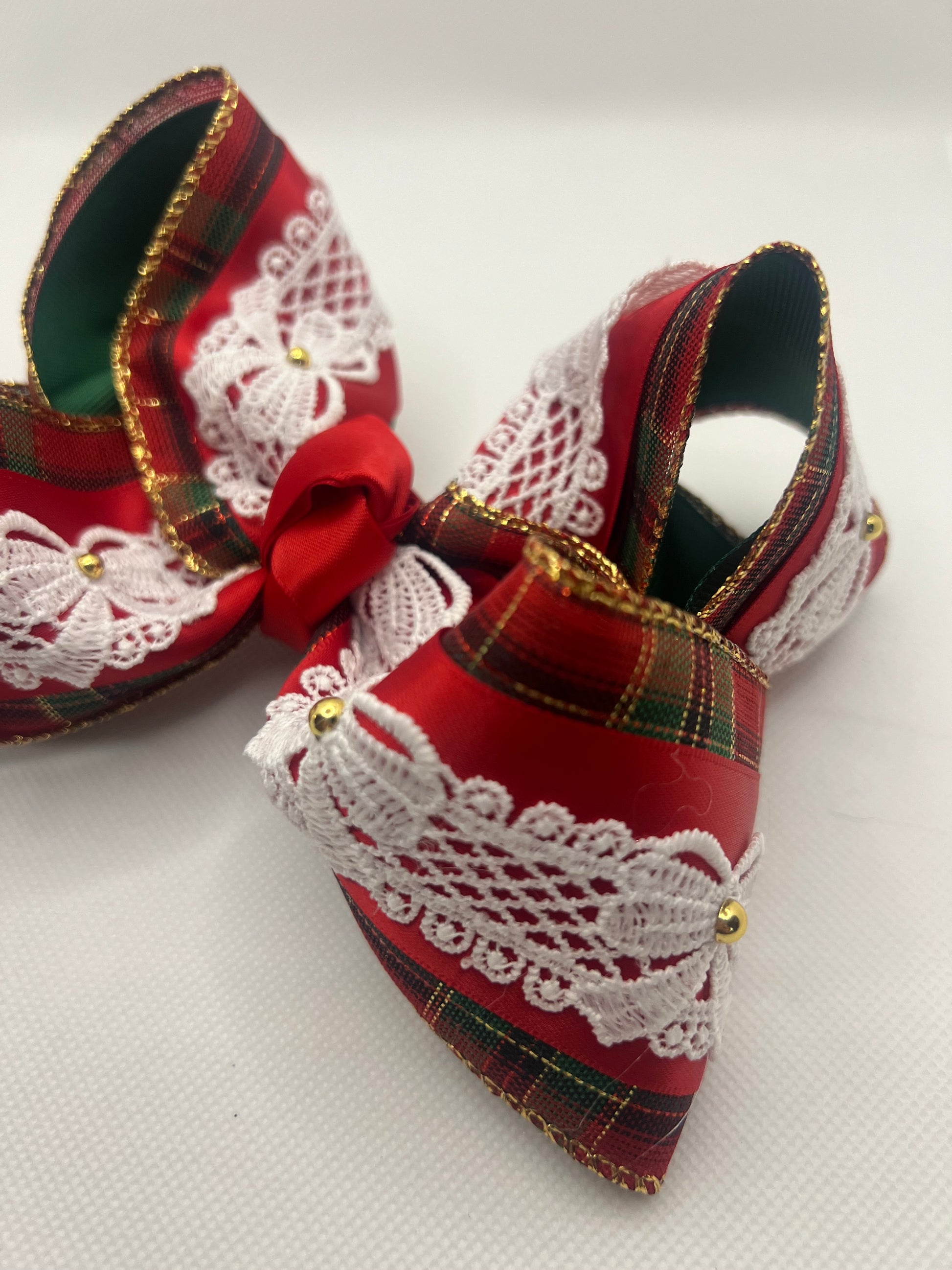 5 1/2” Christmas classic bow lace