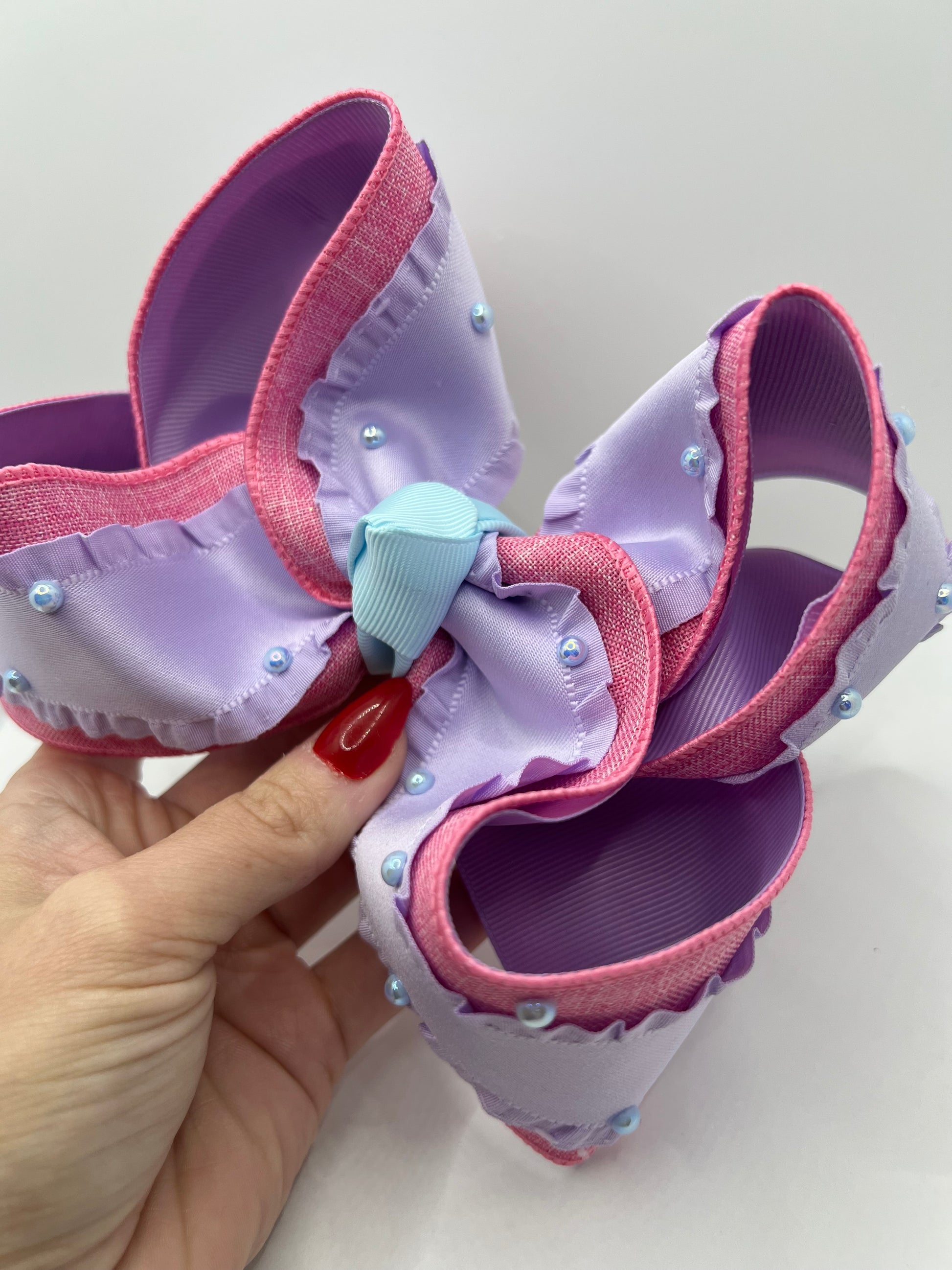 Willow & Lace birthday Bow Collab