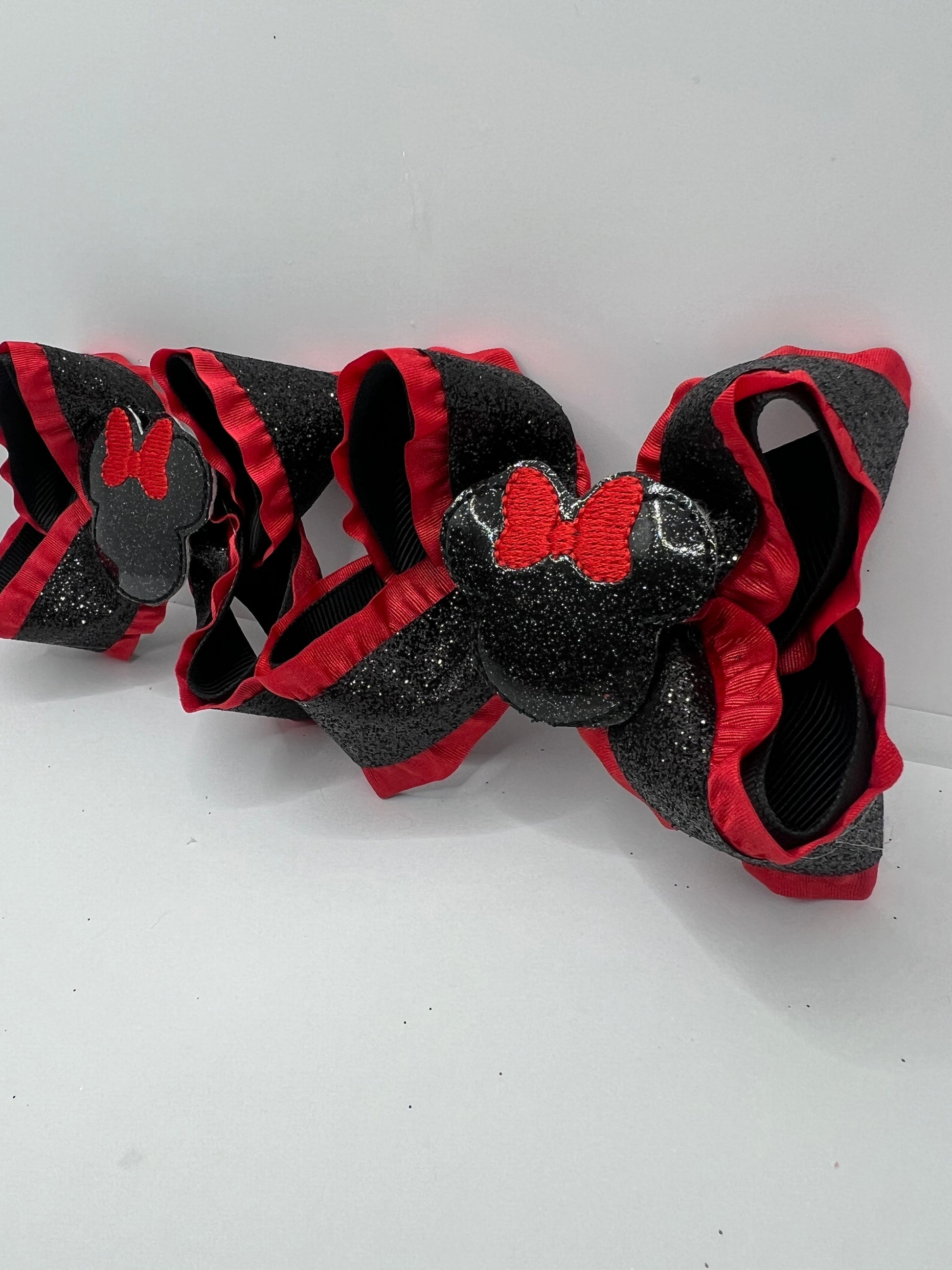4” magic & Minnie’s piggies