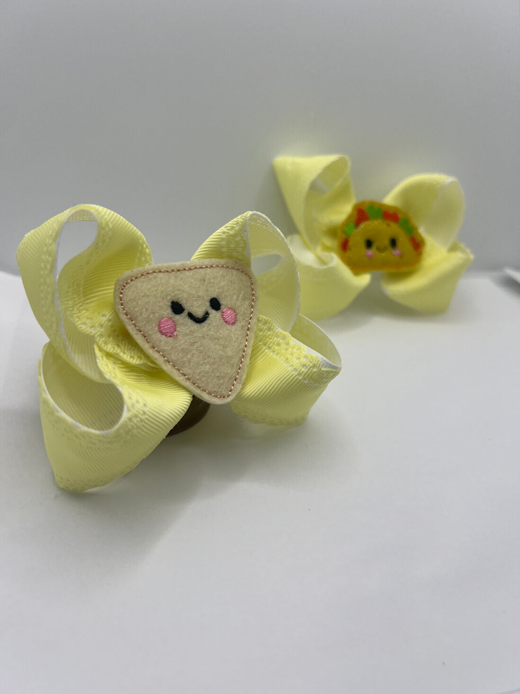 4” chips & tacos on clip