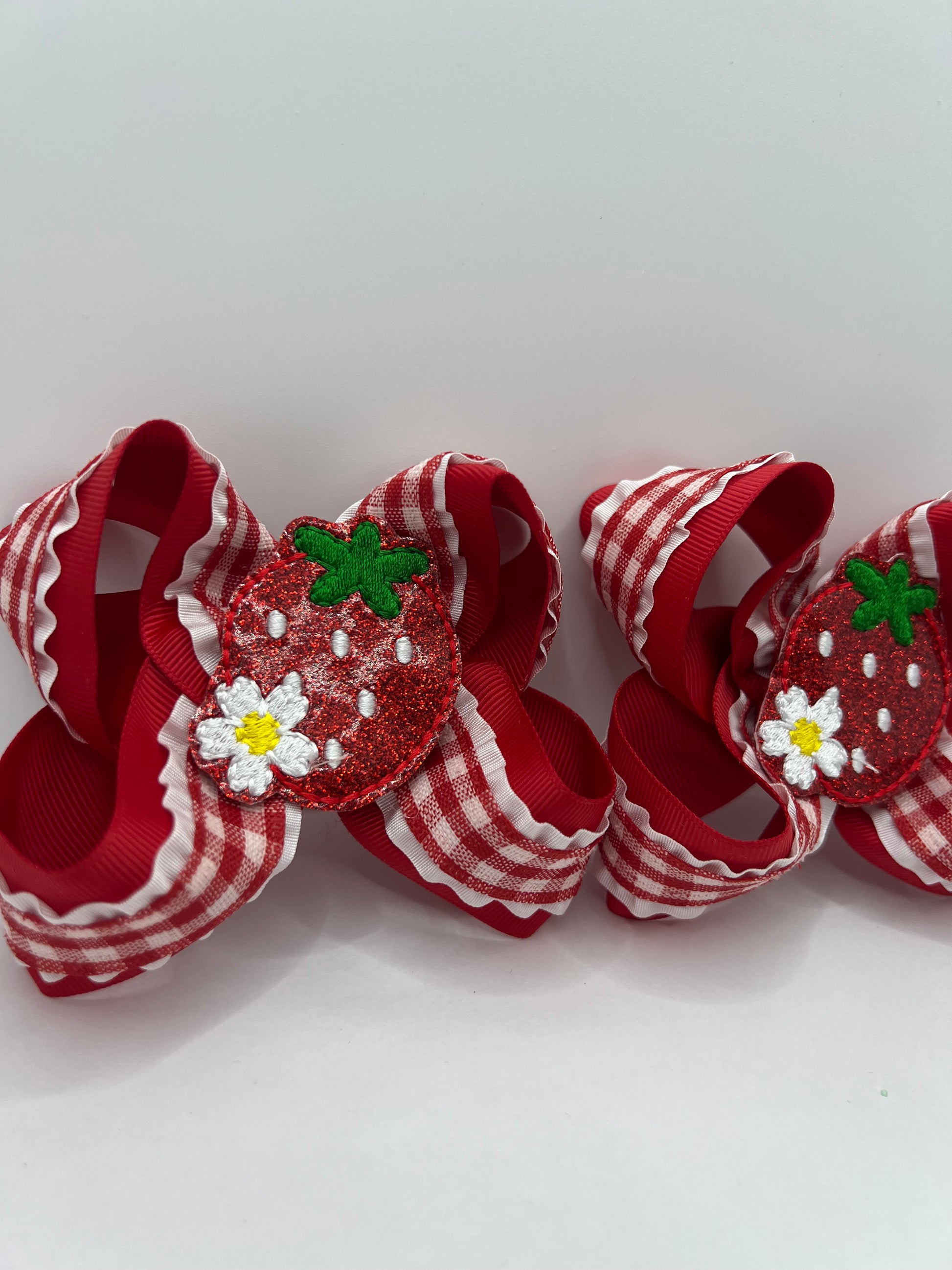 4” sassy STRAWBS piggies