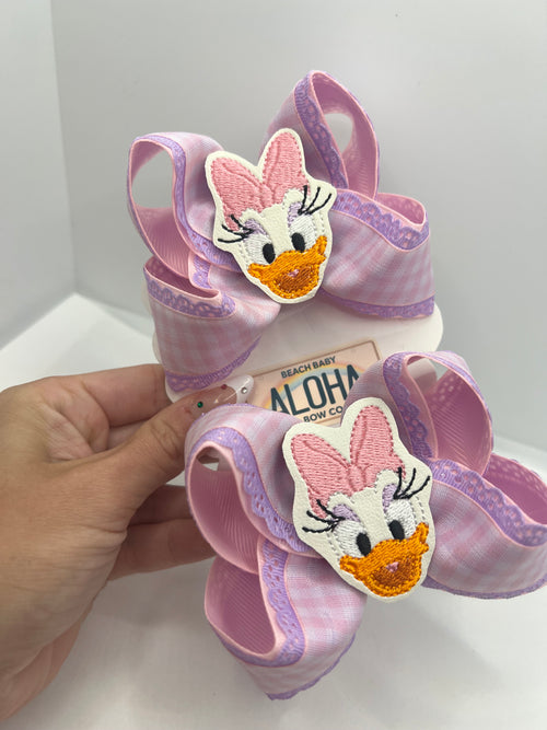 3 1/2” daisy in gingham piggies