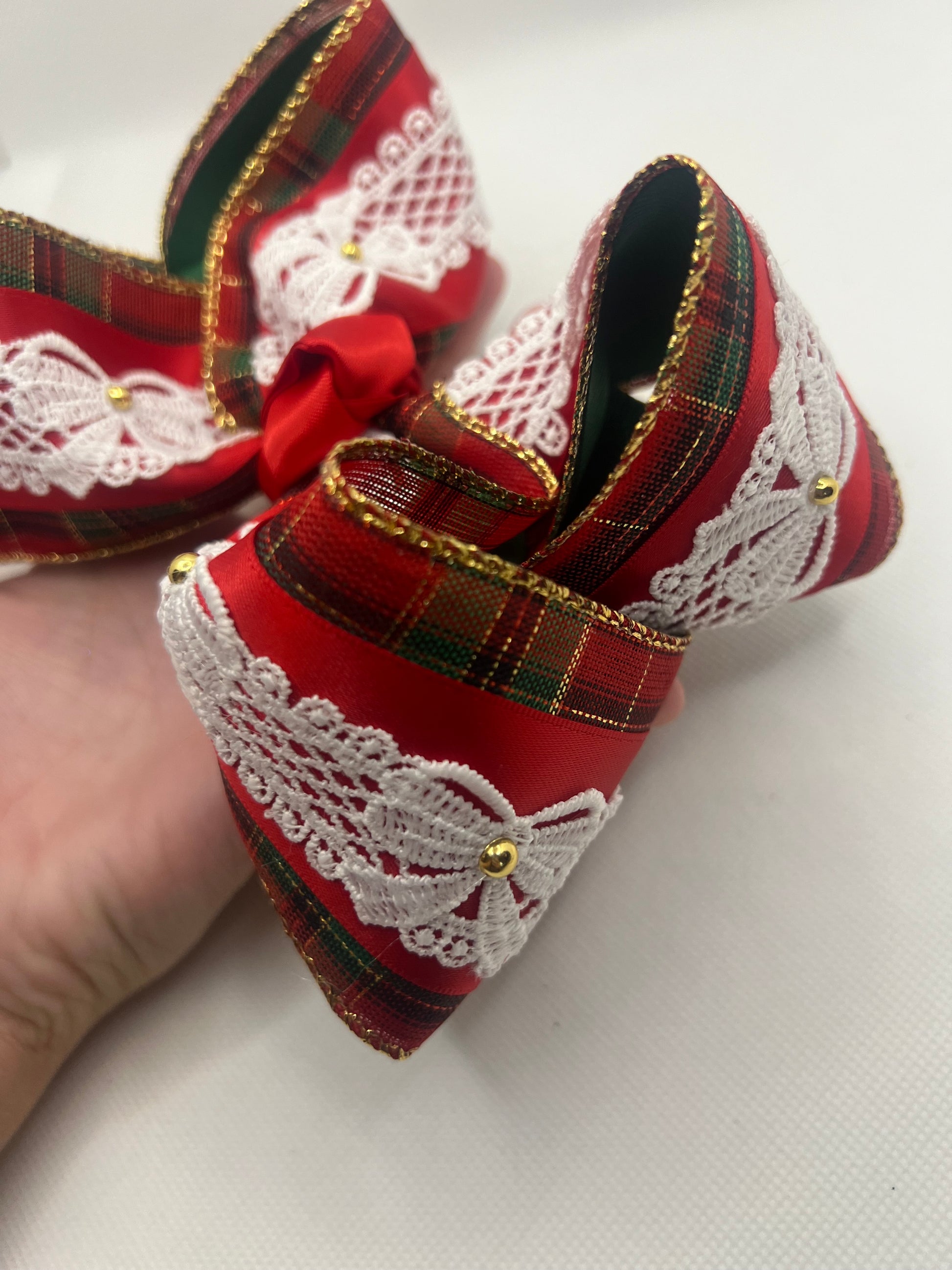 5 1/2” Christmas classic bow lace
