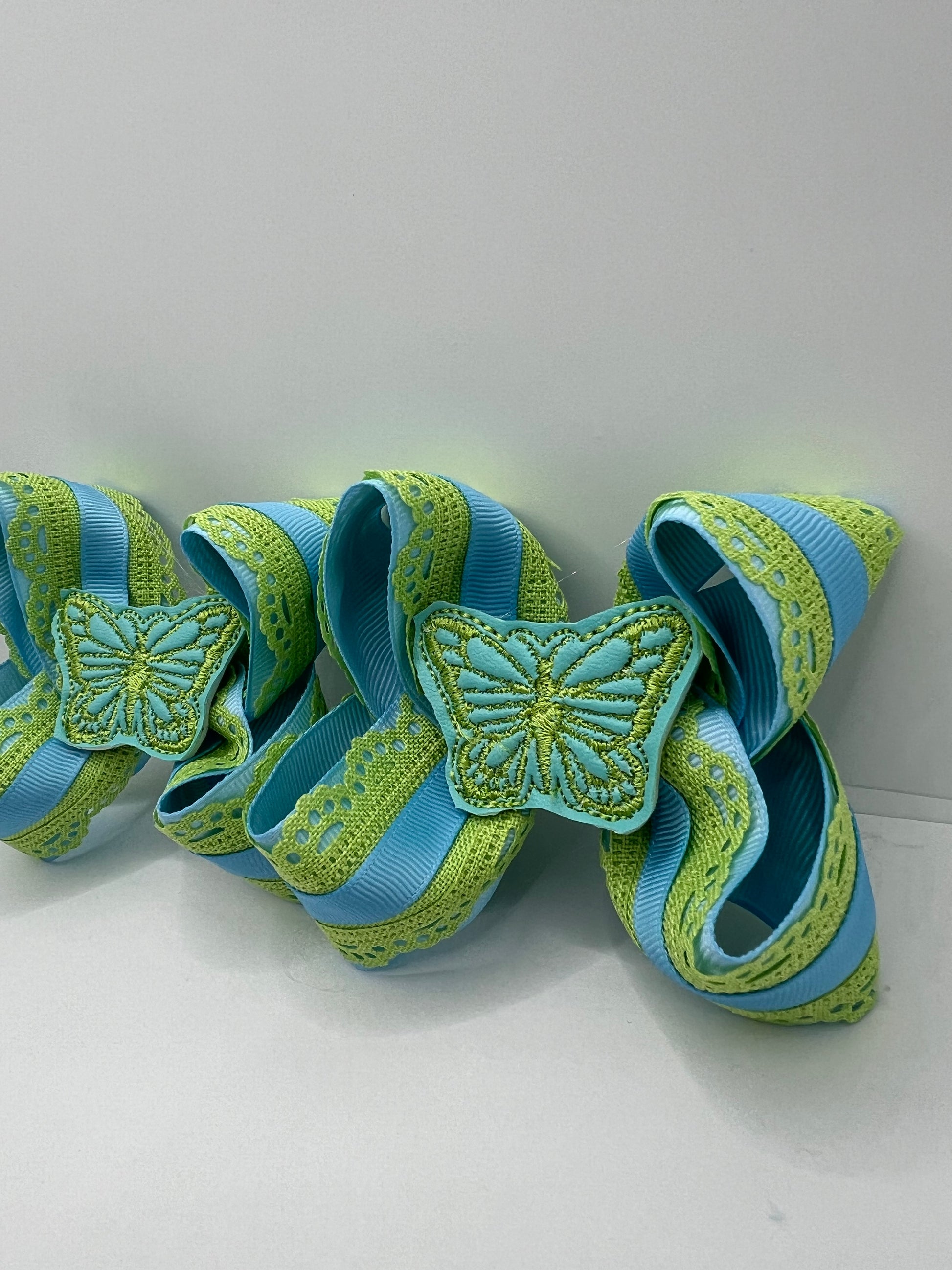 3 1/2 lime butterfly piggies