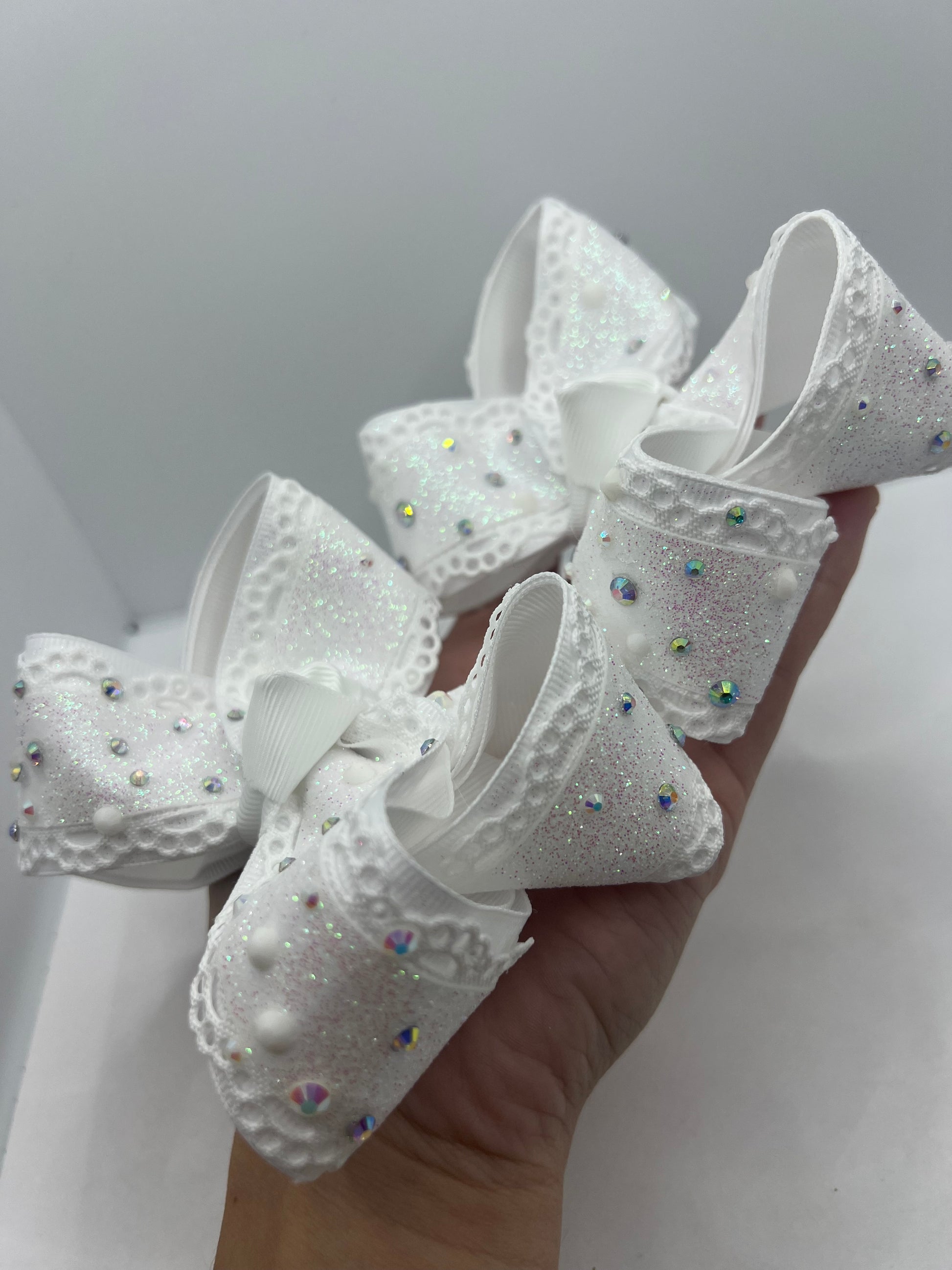 4” discounted pearl piggies