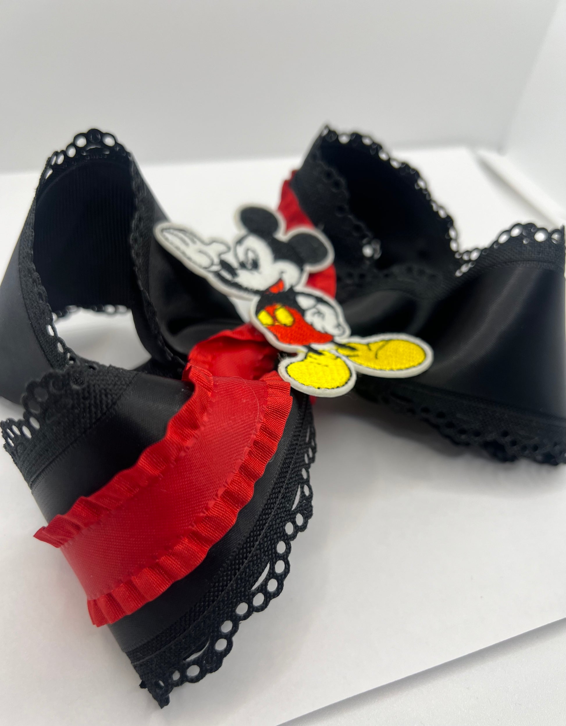 6” magic red & black on clip