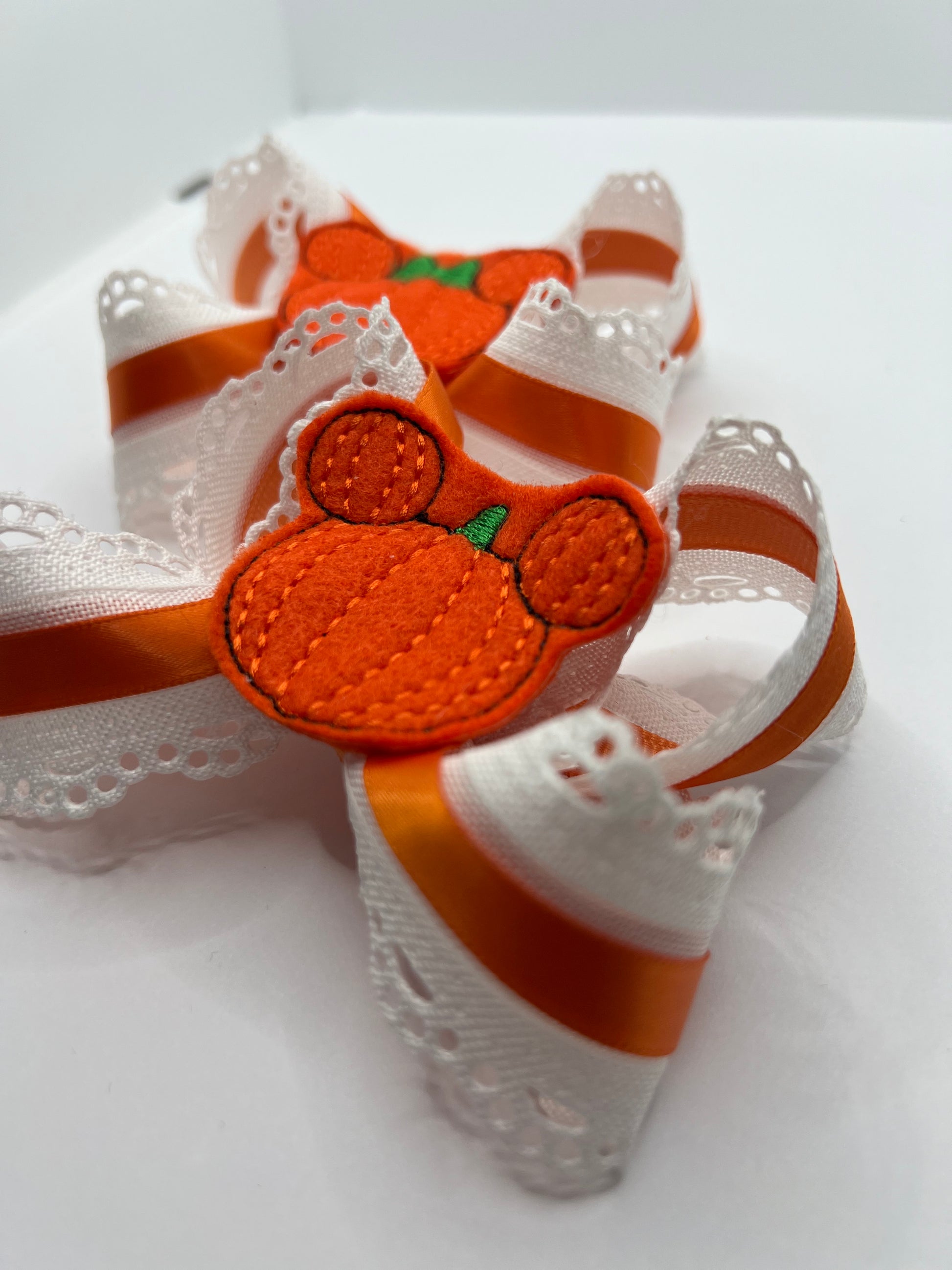 3 1/2” magic pumpkin piggies