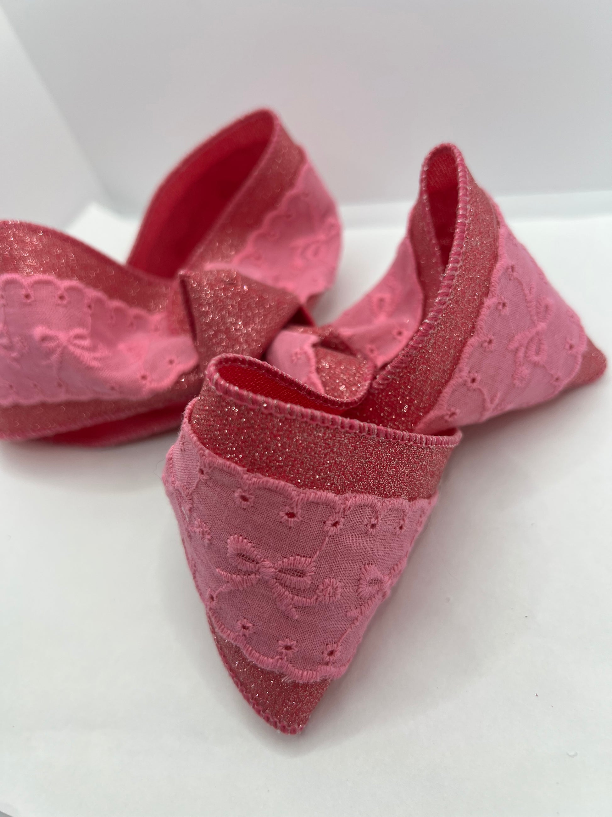 6” shimmer bows on clip