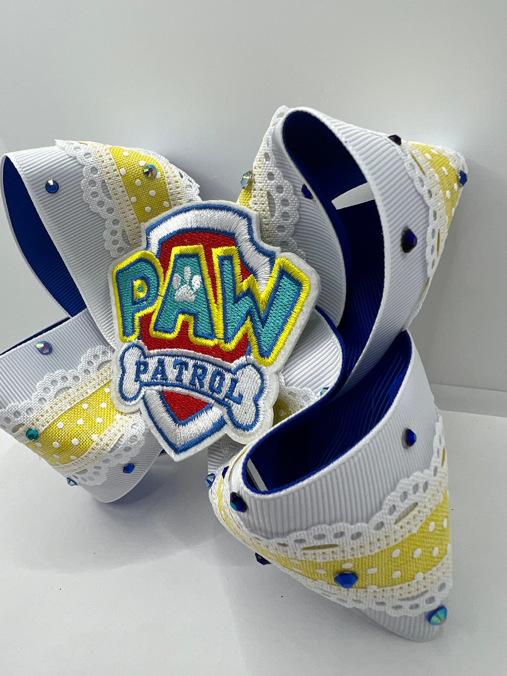 5 1/2” polka dot pups on clip