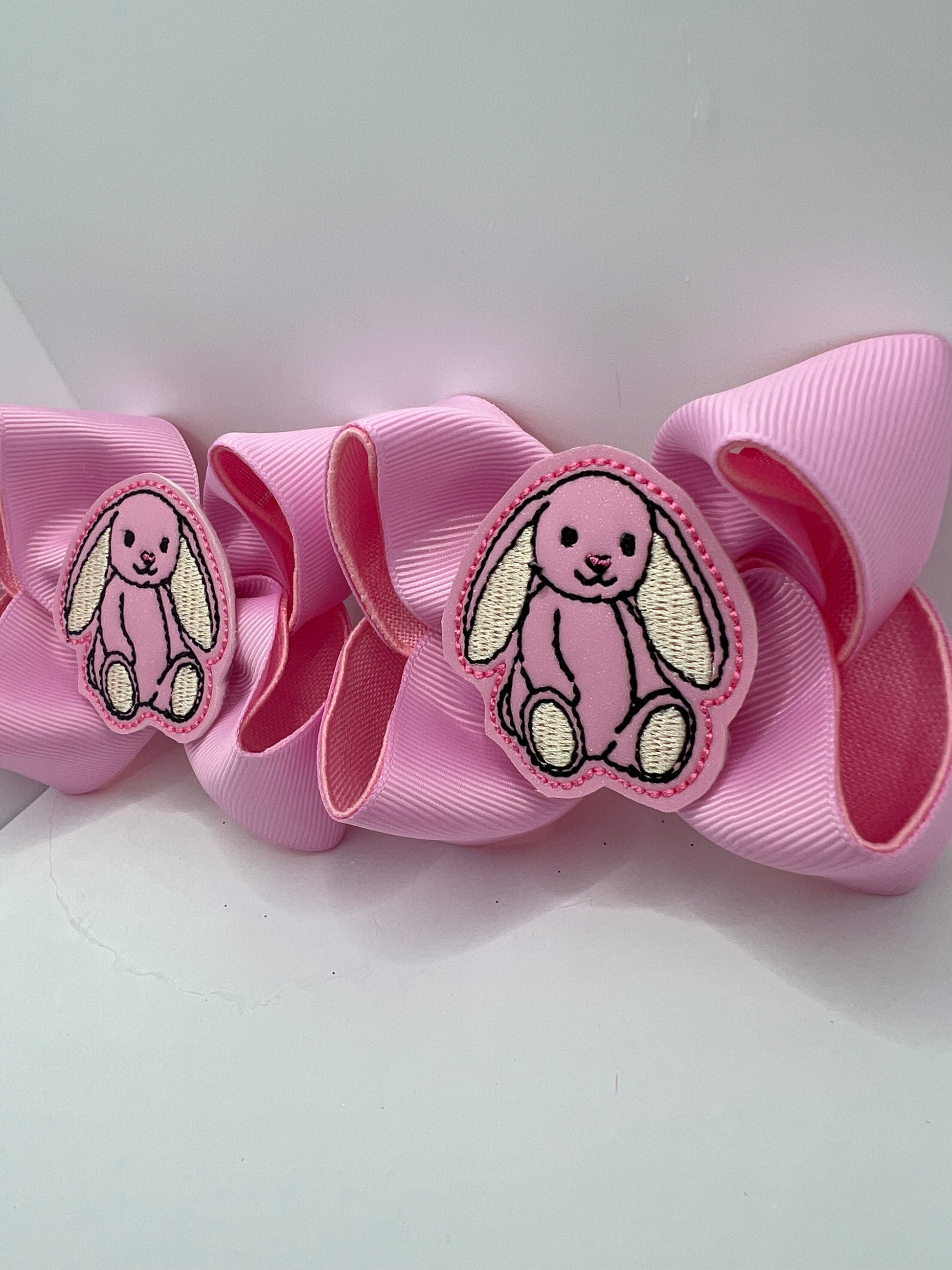 3 1/2” hoppy piggies