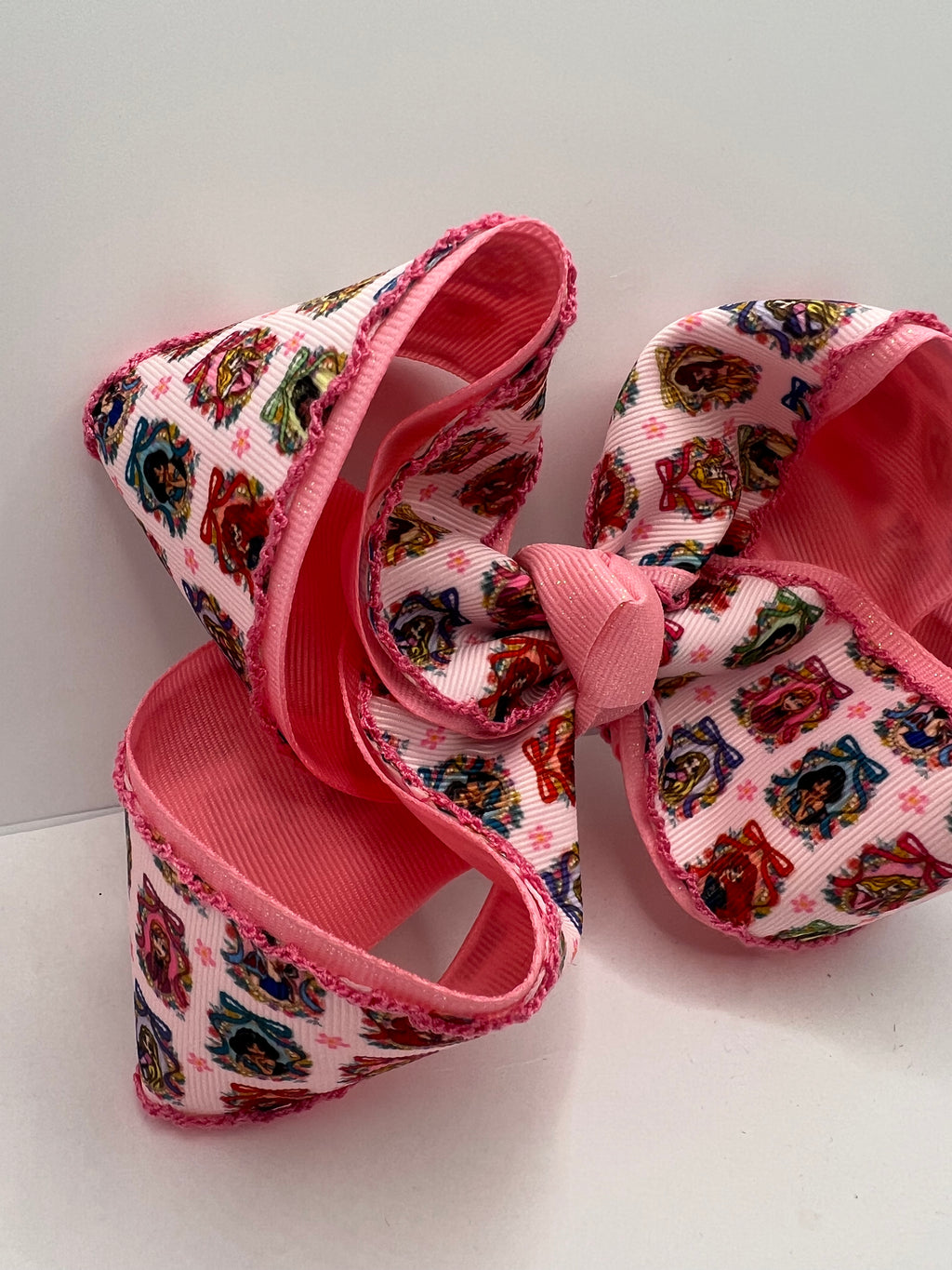 6” Princess moonstitch on clip